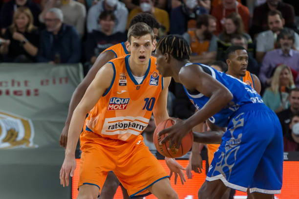 与助攻不仅 与助攻不仅