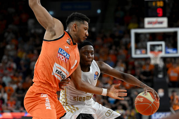 铁血防线 铁血防线